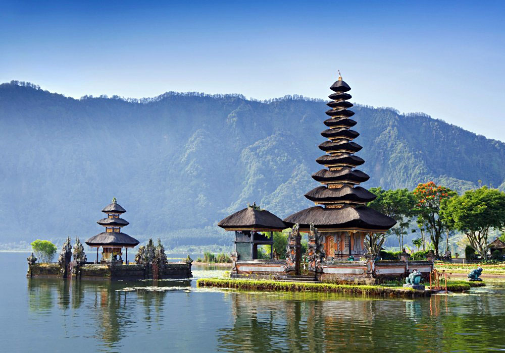 Ulun Danu Temple Beratan Lake, Bali Indonesia