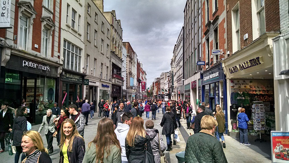 Anthony Saba - Busy Shoppers on Grafton Street, Dublin, Ireland