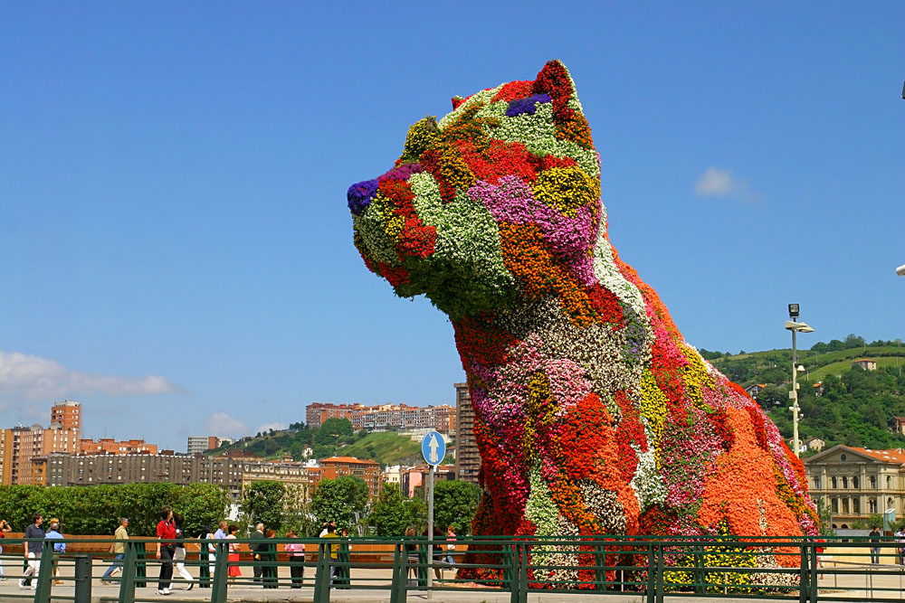 Puppy, the Flower Dog in Bilbao, Spain