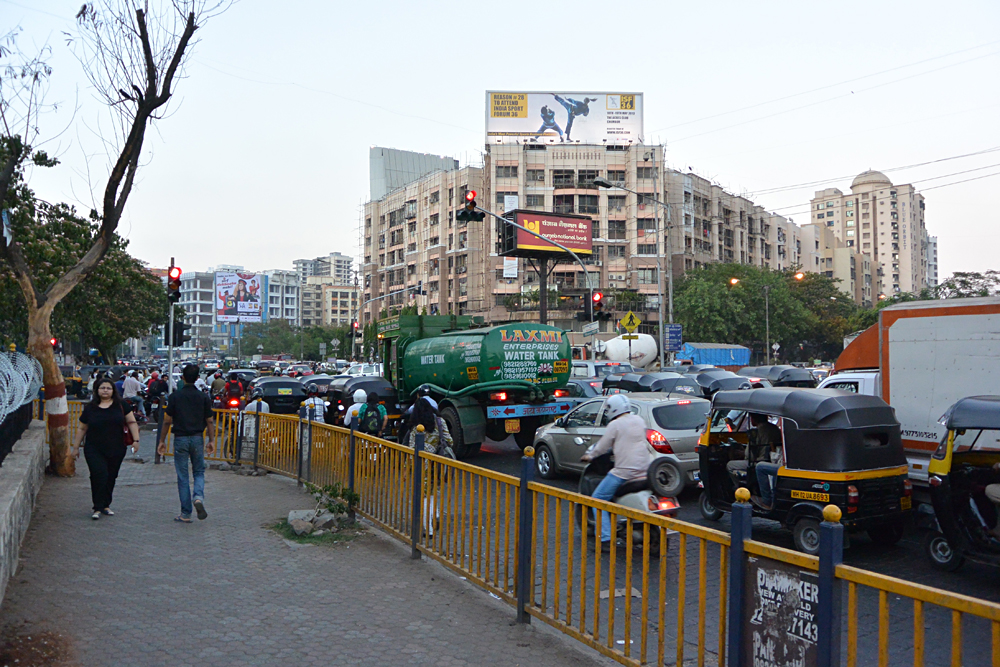 Tim Haig - Crazy Mumbai Traffic, India