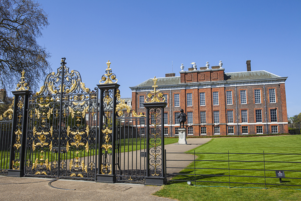 Kensington Palace with Statue of King William III, London, England, UK (United Kingdom)