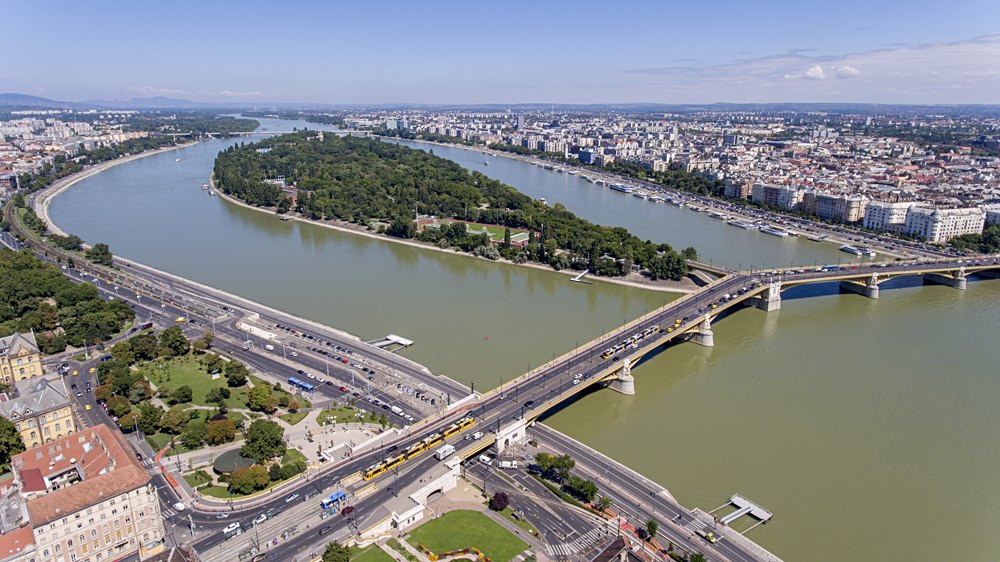 Aerial photo of Margaret Island and Margaret Bridge in Budapest, Hungary
