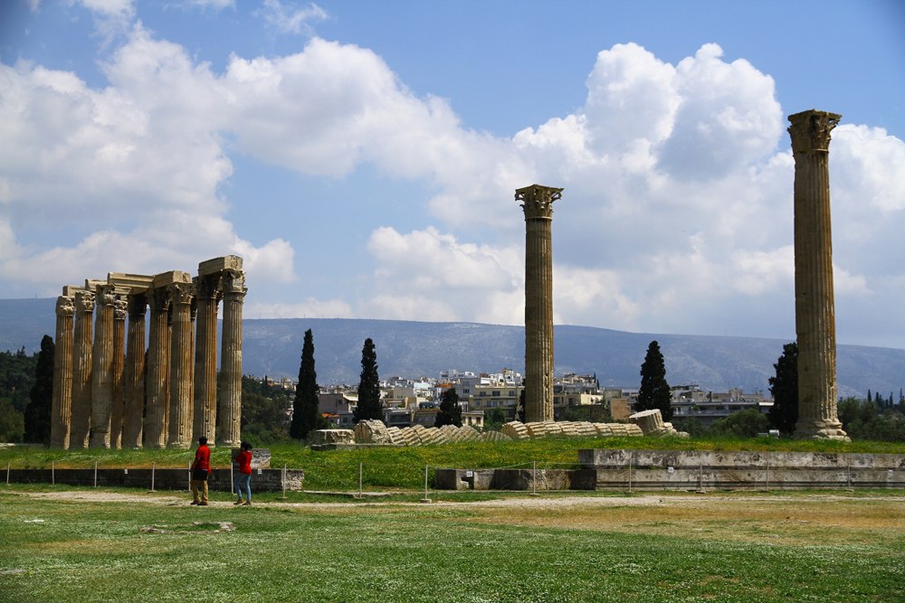 Temple of Olympian Zeus, Athens, Greece_756345790