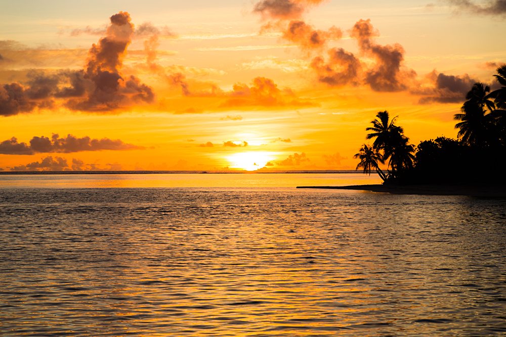 Sunset in Bora Bora, Tahiti (French Polynesia)