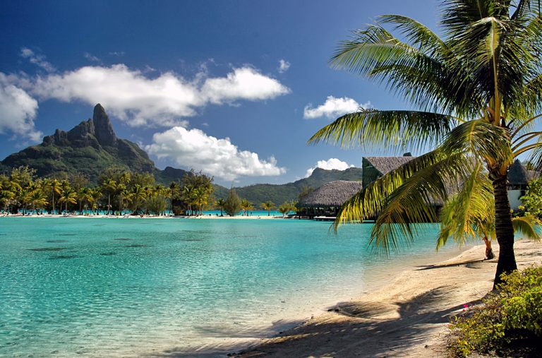 Turquoise water at Bora Bora island beach, Tahiti (French Polynesia) Vacations