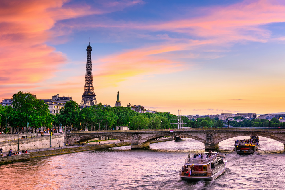 Sunset view of Eiffel Tower and Seine River in Paris, France 