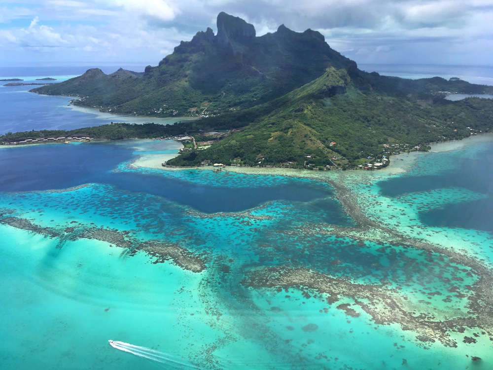 Aerial view of Bora Bora, Tahiti (French Polynesia) 