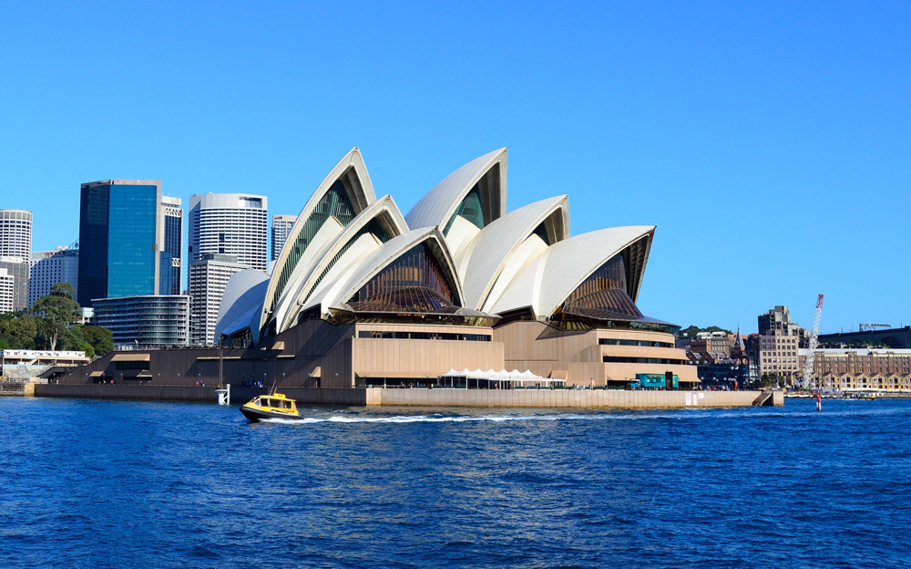 Sydney Opera House and skyline, Australia Cropped 