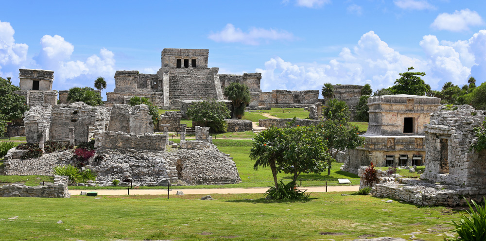 Tulum Mayan ruins, Tulum, Mexico 