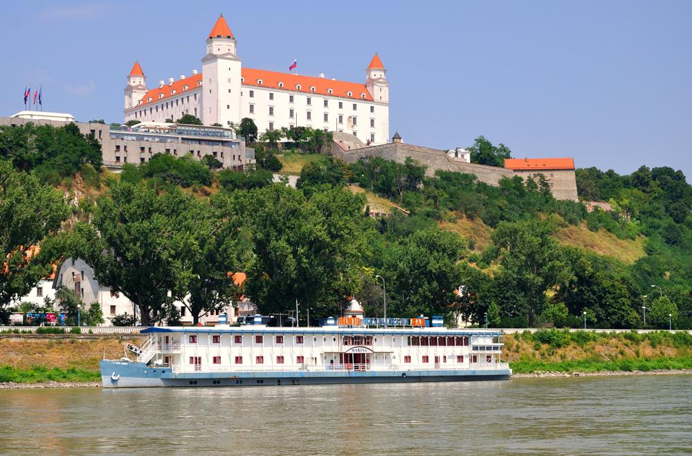 Bratislava Castle on the north bank of the Danube, Bratislava, Slovakia 