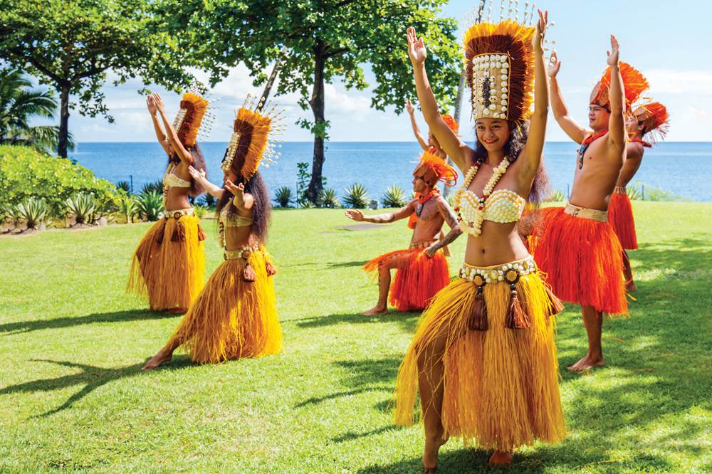 Polynesian Dancers in Moorea, Tahiti (French Polynesia)
