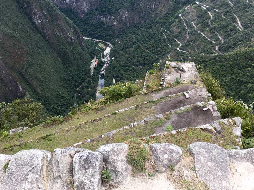 Aren Bergstrom - A Long Way Down, Huayna Picchu, Peru