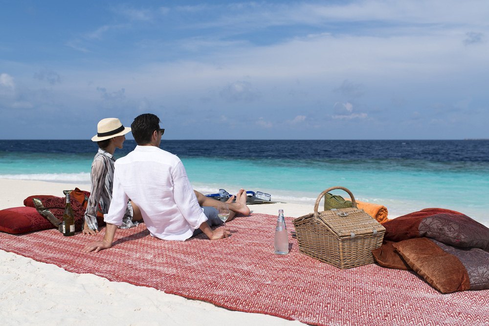 Enjoy a private island picnic, Anantara Resorts, Maldives 76766463-H1-AKIH