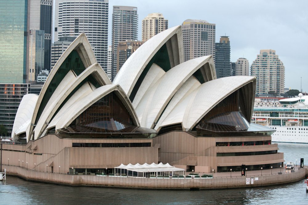 Sydney Opera House in Sydney, New South Wales, Australia 