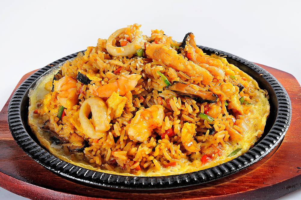 Dish of arroz con mariscos, Peru 