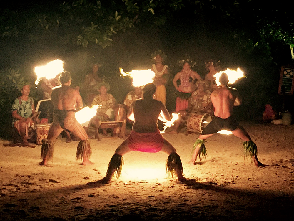 Kelly Marshall - Tahitian Dance Show, Islands of Tahiti (French Polynesia)